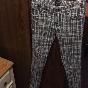 Black and white pants size 7